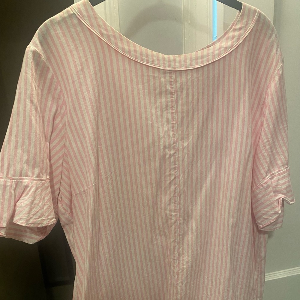 Banana Republic short sleeve top
